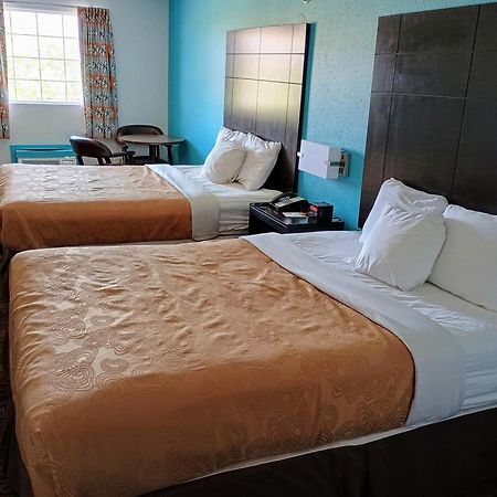 Howard Johnson By Wyndham Branson Theatre District Екстер'єр фото