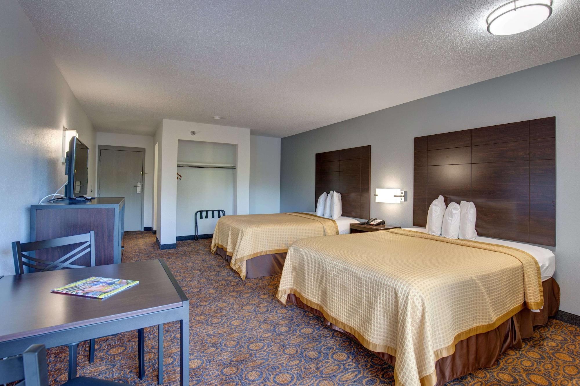 Howard Johnson By Wyndham Branson Theatre District Екстер'єр фото