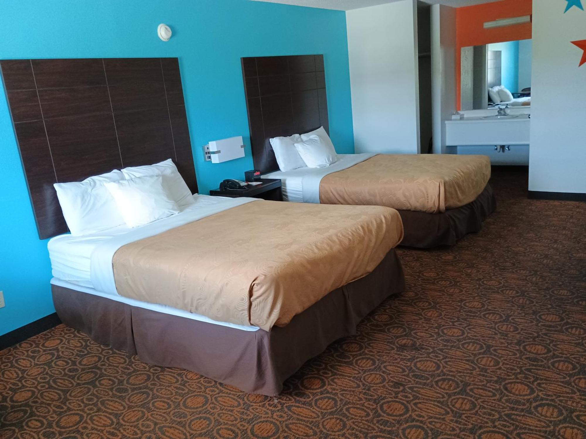 Howard Johnson By Wyndham Branson Theatre District Екстер'єр фото